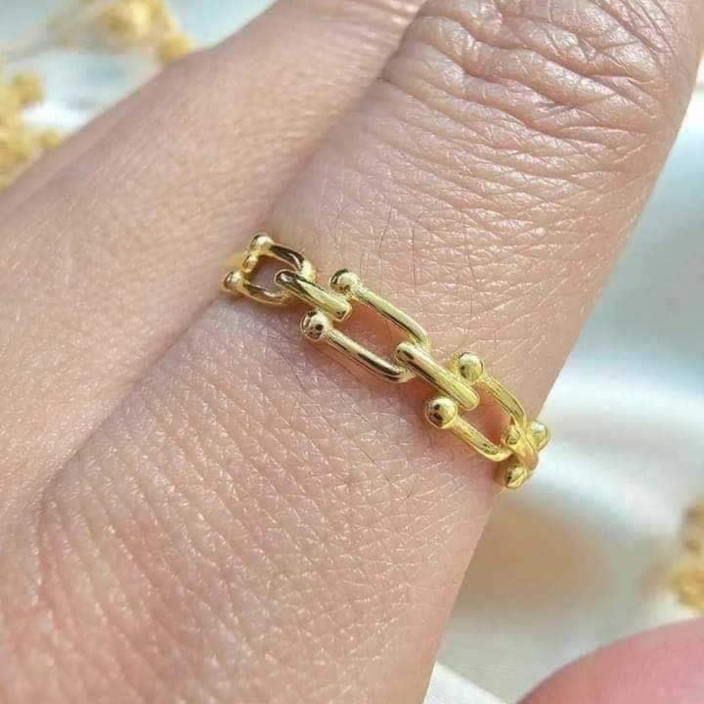 18k Hardware Gold  Elegant Gold Chain Link Ring Size 8 LW Only 💯 Real Gold
